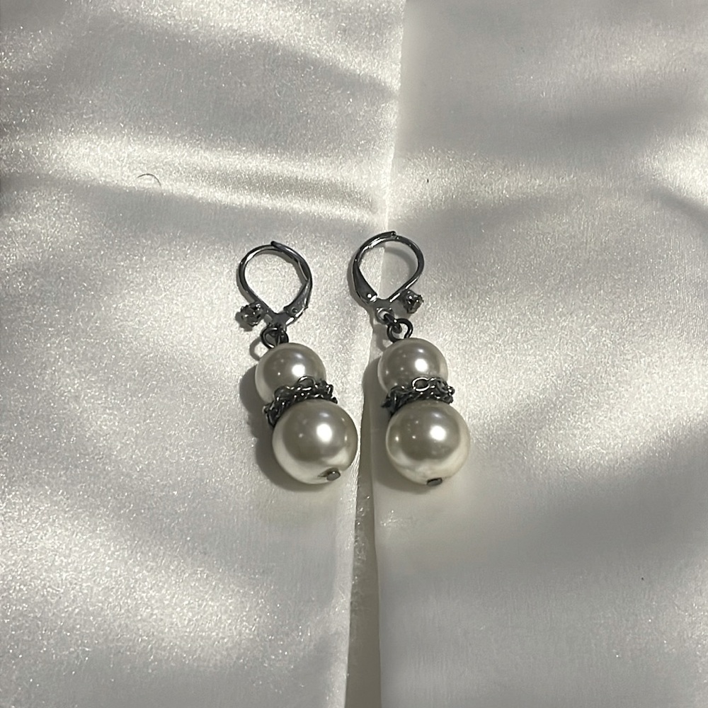 Pearl Dangle Earrings